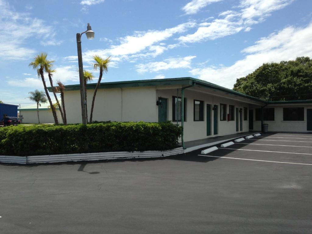 Economy Inn Okeechobee Oda fotoğraf