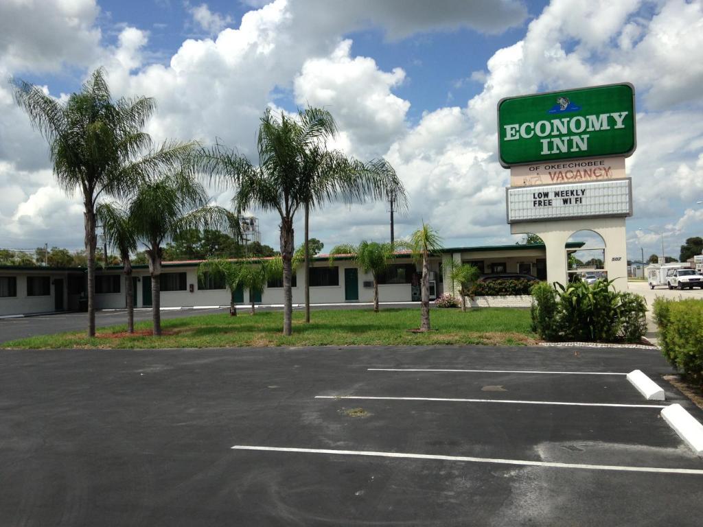 Economy Inn Okeechobee Dış mekan fotoğraf