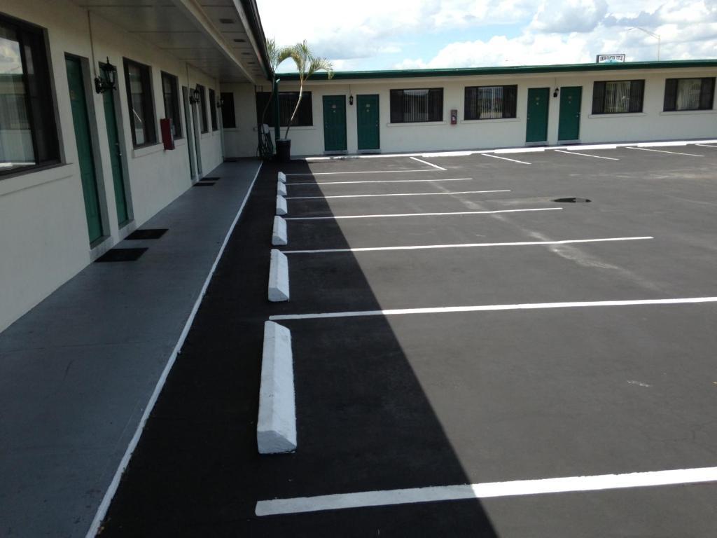Economy Inn Okeechobee Dış mekan fotoğraf